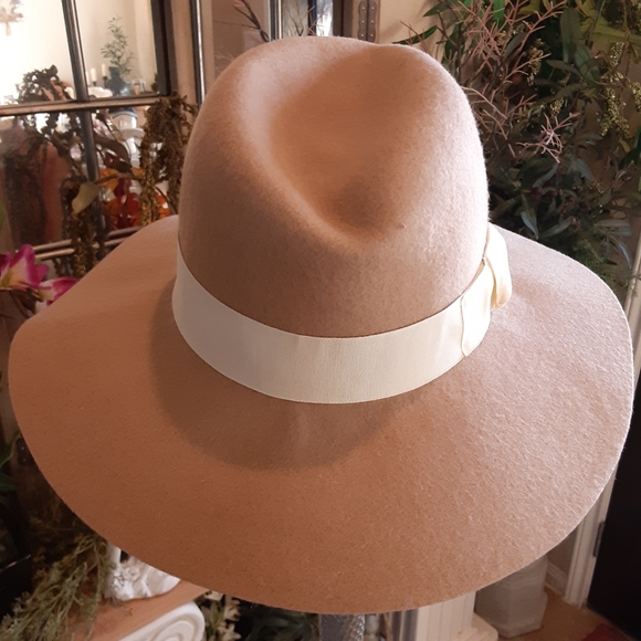 NORDSTROM, Wool Wide Brim, Banded Fedora - Picture 6 of 6